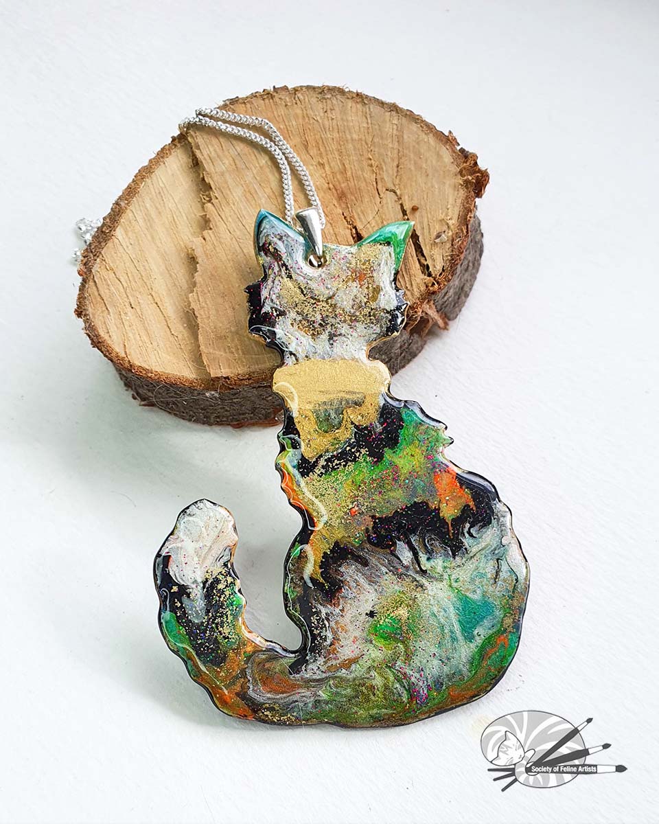 Two-in-One Reversible Cat Necklace